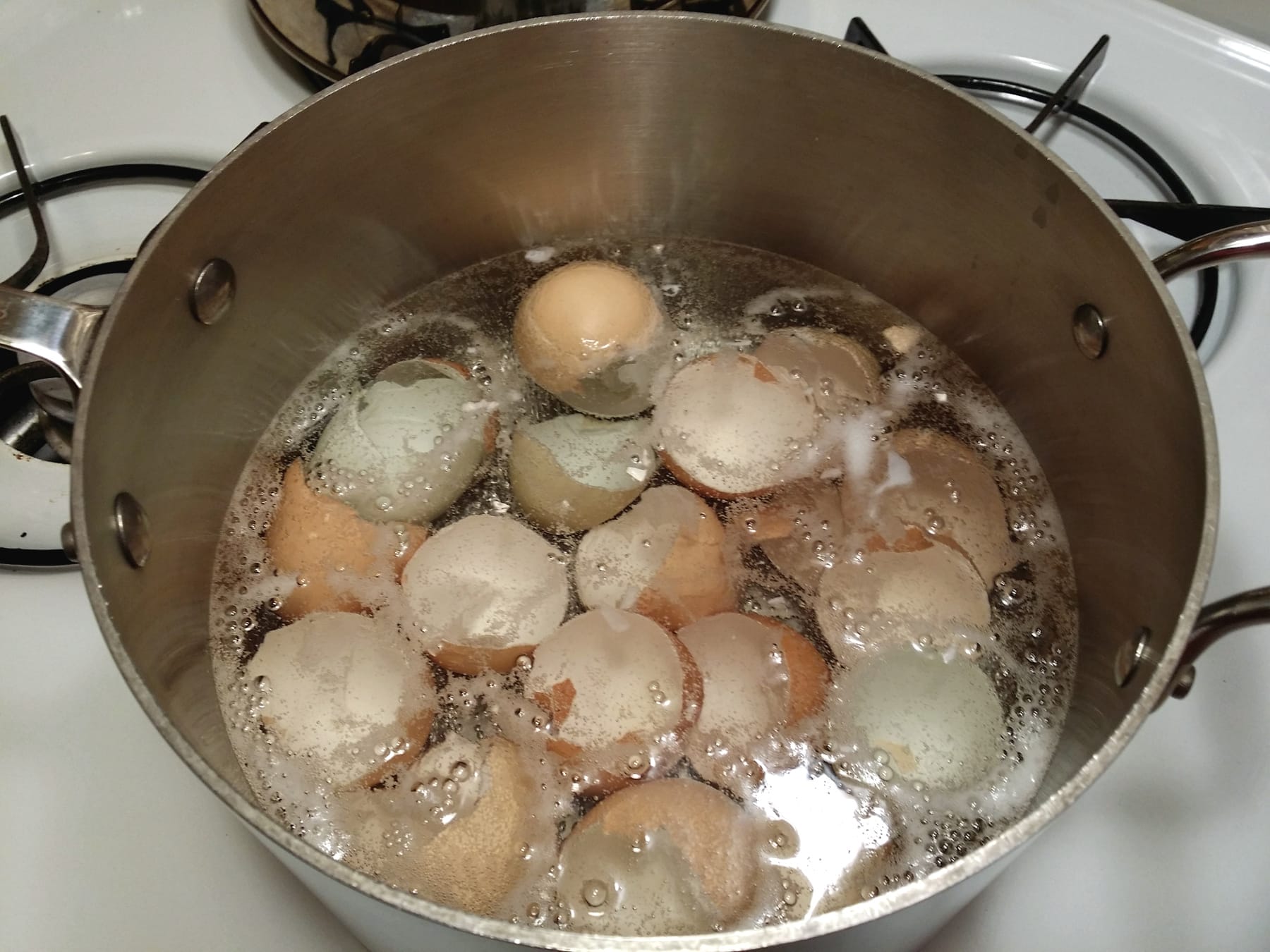 Boiling eggshells for gardening